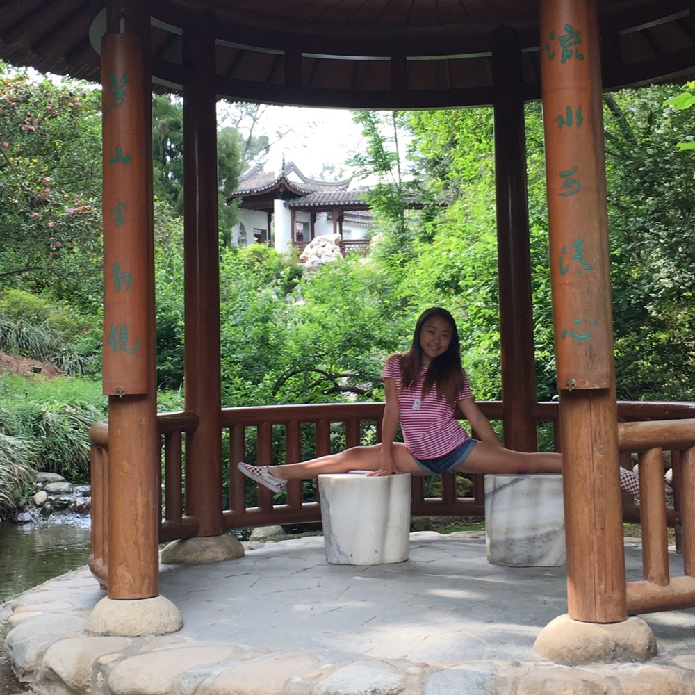 Meet your Posher, Sophia